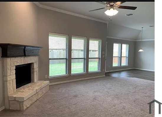 1925 Green Terrace Dr — Photo 3