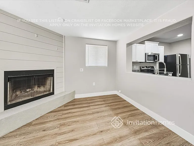11219 N 41st Ave — Photo 3