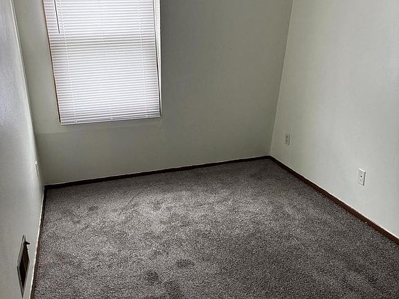 5th image of 9011 N Swan STREET #M
