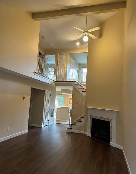50 Carriage Ln — Photo 2