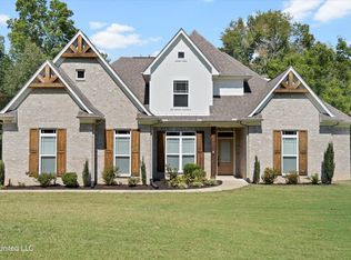 14466 Myers Plantation Cv, Byhalia, MS 38611