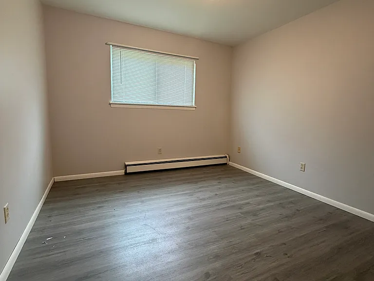 6237 S 13th St #6 — Photo 3