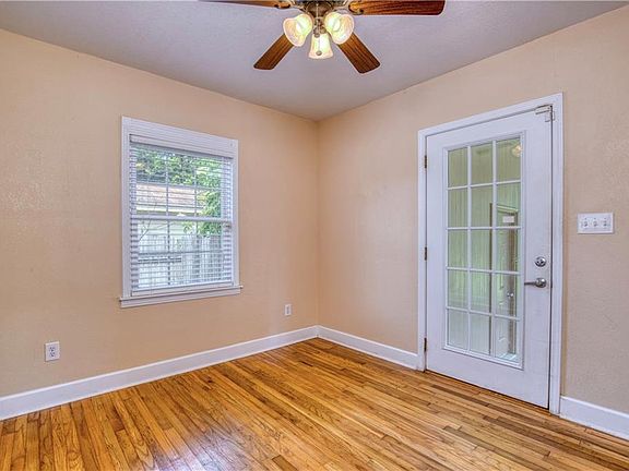 5th image of 2760 S Grafhill Dr
