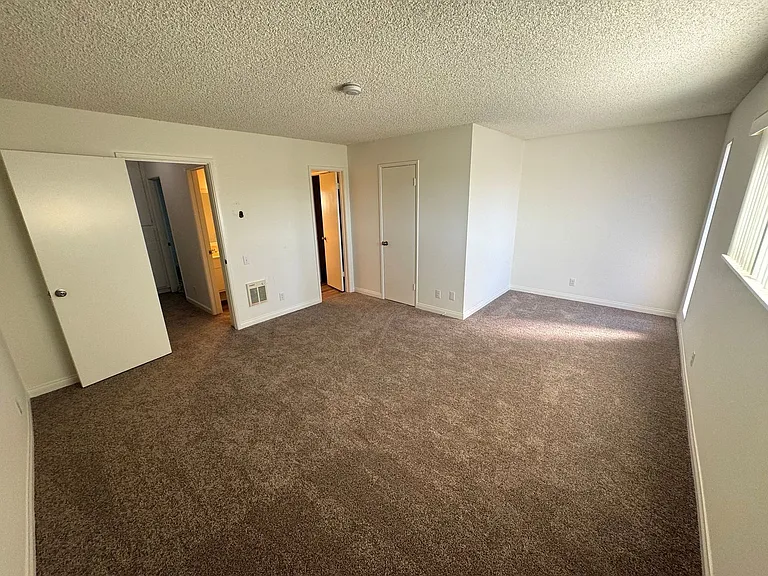 3135 Harbor Blvd — Photo 21