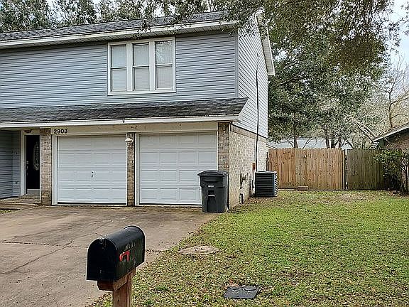 4th image of 2908 La Mesa St