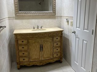 9417 SW 76th St APT X17, Miami, FL 33173