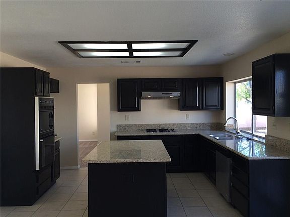 4th image of 6560 Willow Breeze Ln