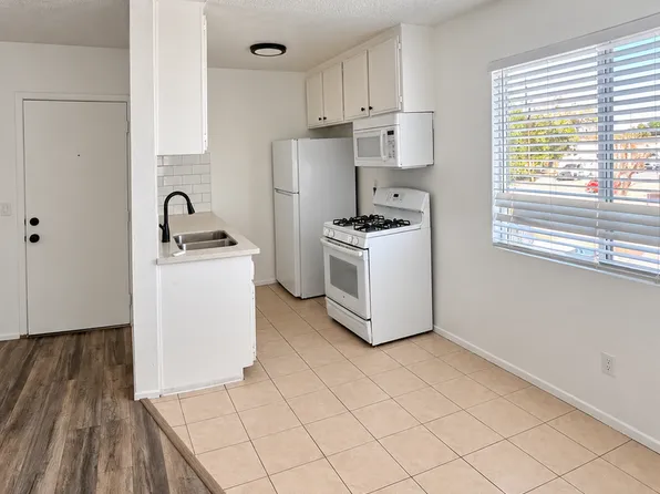 Palmdale #1 (P1), 550 E Avenue Q #19, Palmdale, CA 93550