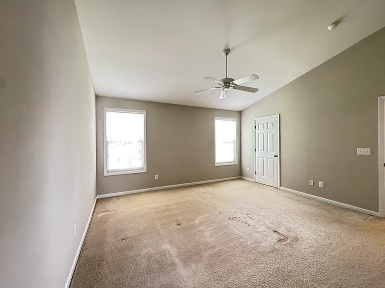 205 Laurens Way — Photo 21