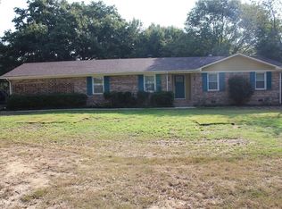 311 Green Acre Ln, Cartersville, GA 30121