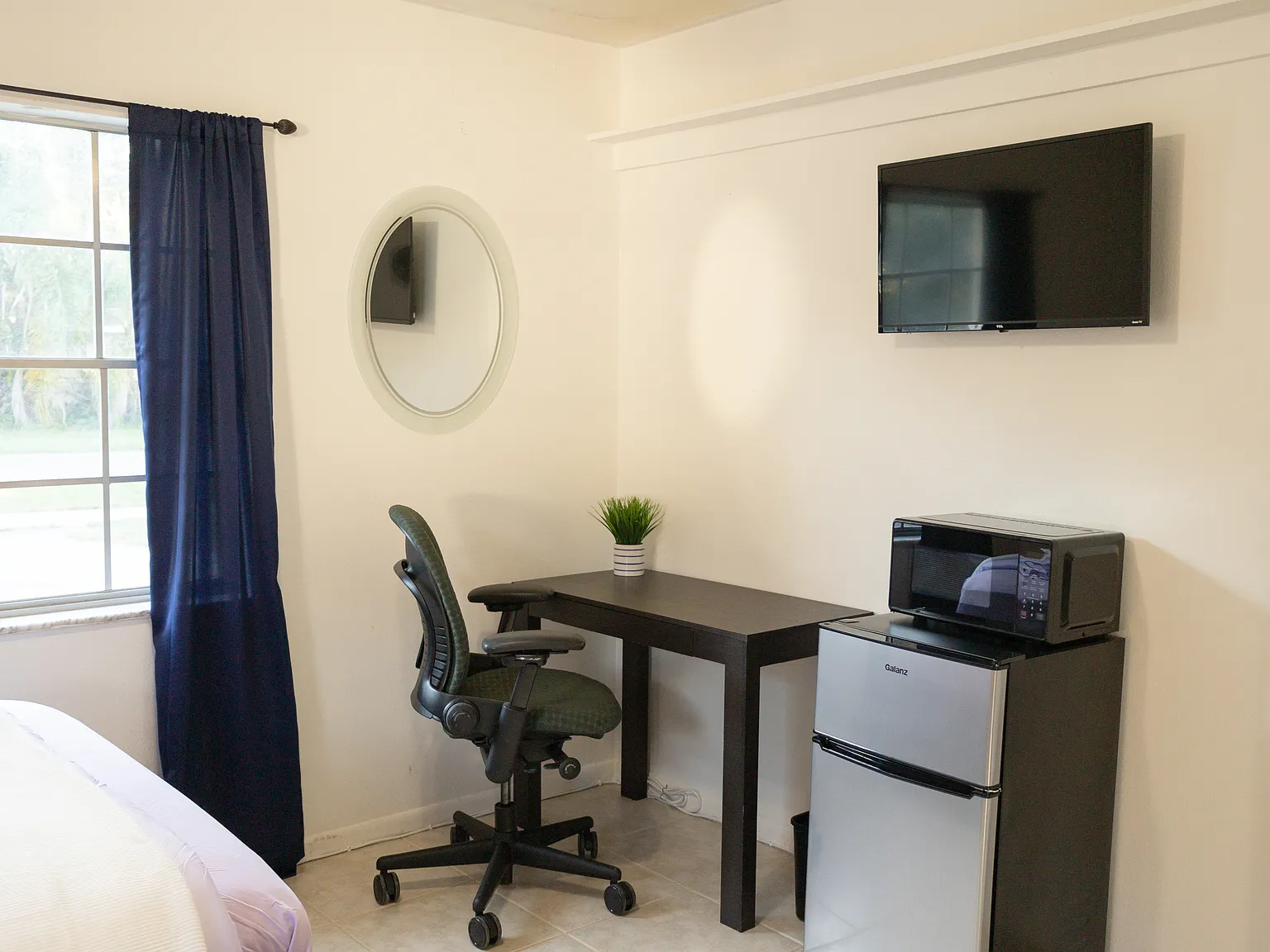 1 bed, 1556 sqft, $650 — Photo 4