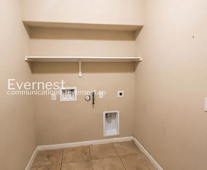 1974 Mexia Dr — Photo 15
