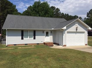 51 Wolf Pack Ln, Henderson, NC 27537