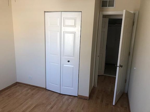 3rd image of 2693 College Hill Cir #223