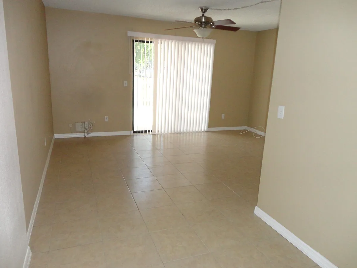 Living room - 22630 Gage Loop #7