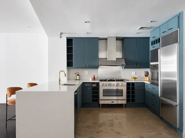 39 North Moore Street image 8 of 14