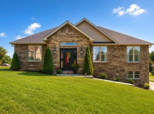 355 Whisper Woods Dr, Somerset, KY 42503