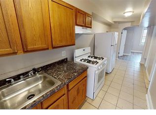 2005 I St NE APT 1, Washington, DC 20002