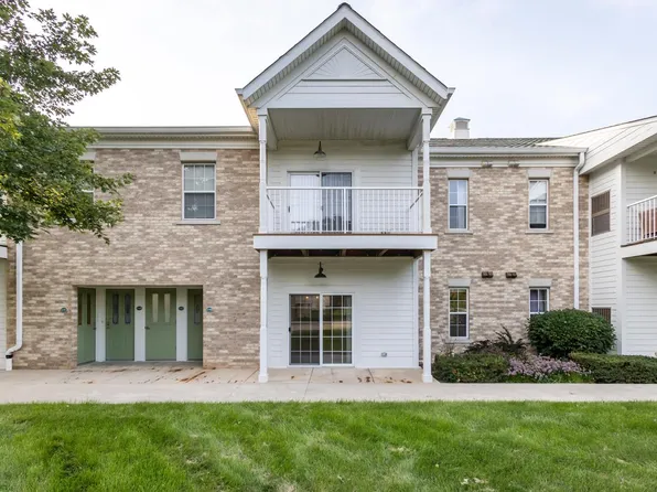 2704 Northview ROAD #148, Waukesha, WI 53188