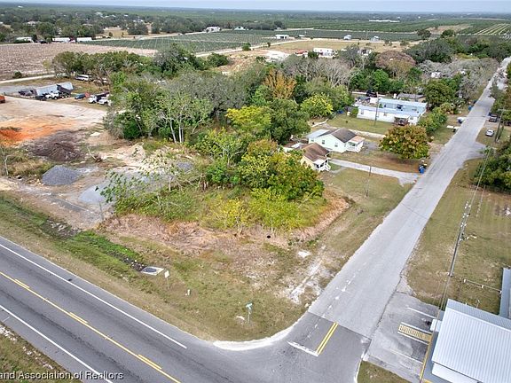 5th image of 1300 State Road 64 St W