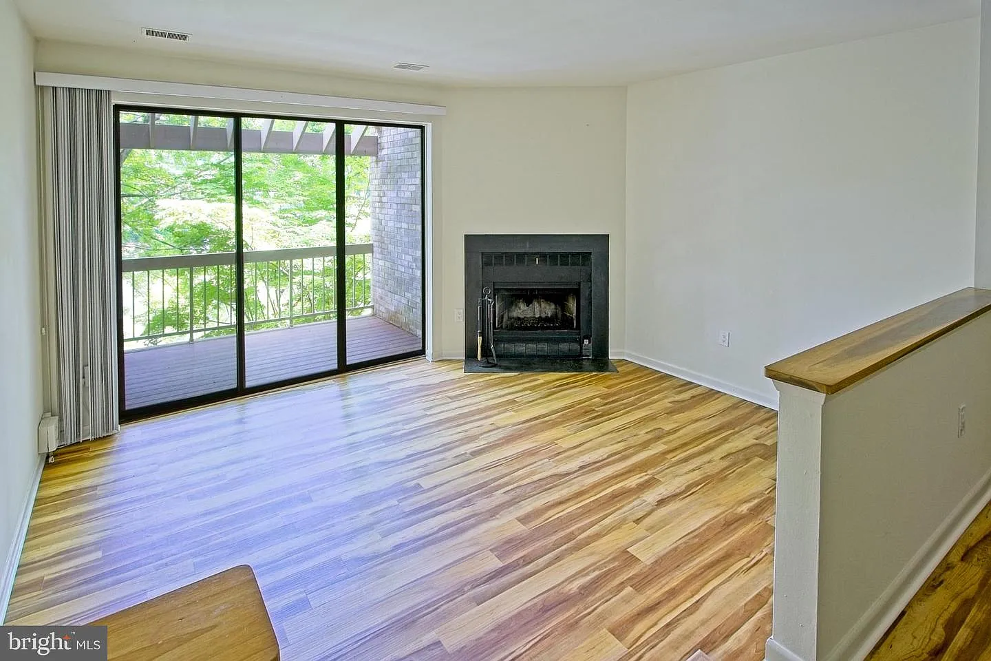 2 bed, 2.5 bath, 1120 sqft, $2,650 — Photo 2