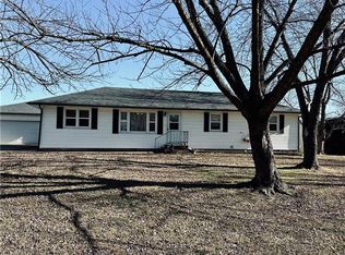 18895 S 1497th Rd, Nevada, MO 64772
