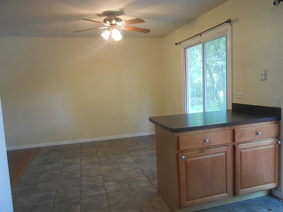 5th image of 30W081 Elmwood Ct