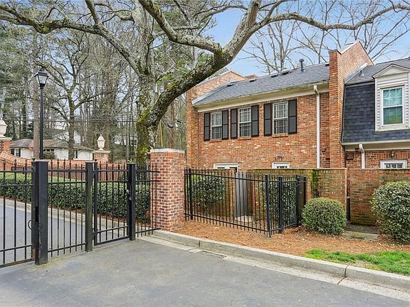 4th image of 6 Newport Pl NW