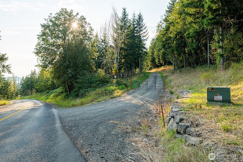 3rd image of 189 Kjesbu Road