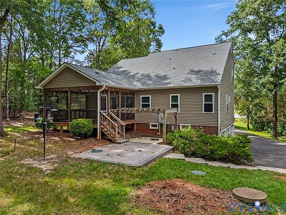 3rd image of 2039 Shadow Creek Ct