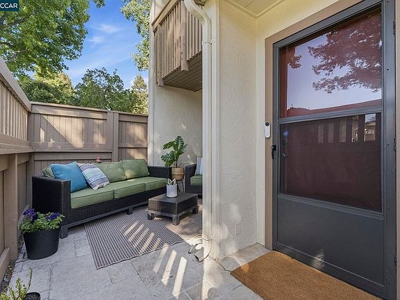3rd image of 1889 Pomar Way