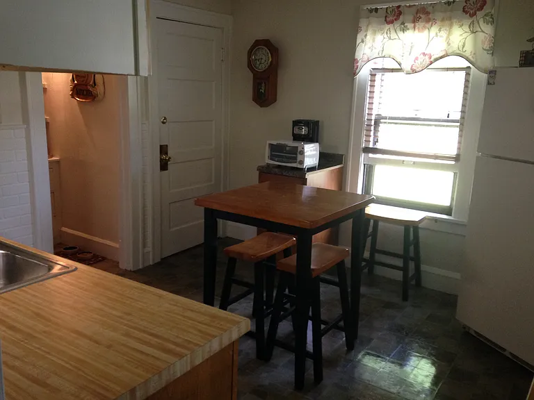 3940 W Clybourn St — Photo 3
