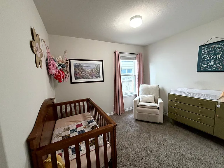 6811 Whisper Grv — Photo 7