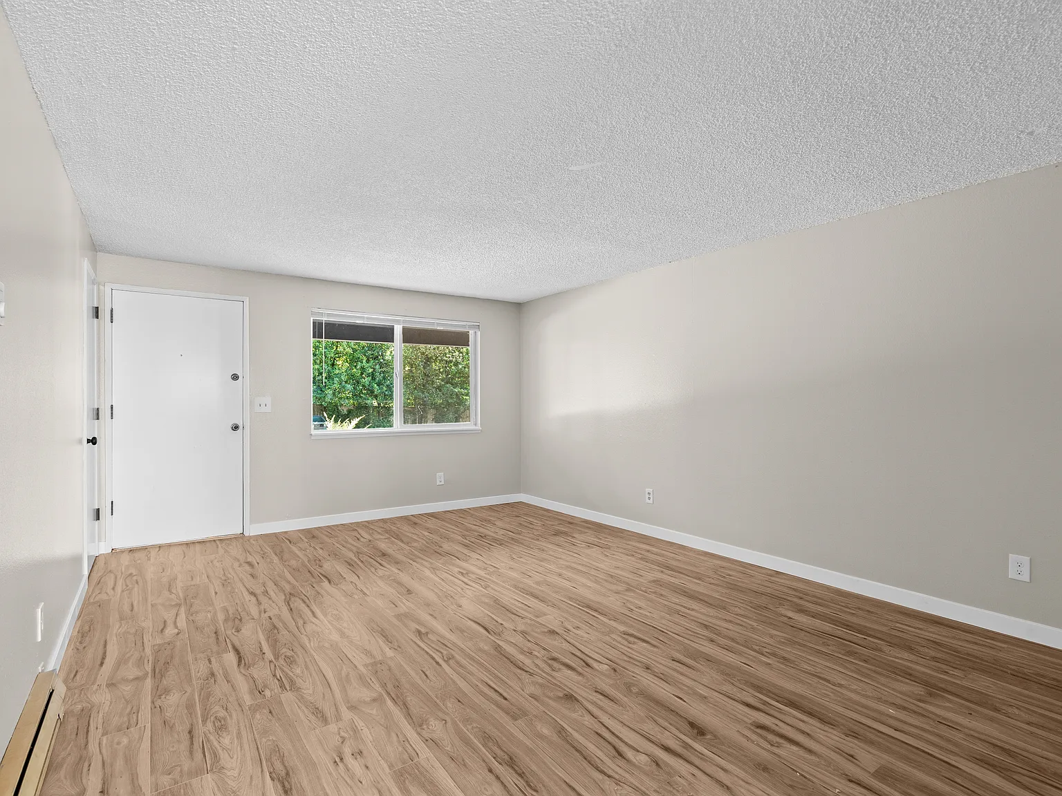 Redwood Milwaukie - 2 — Photo 2