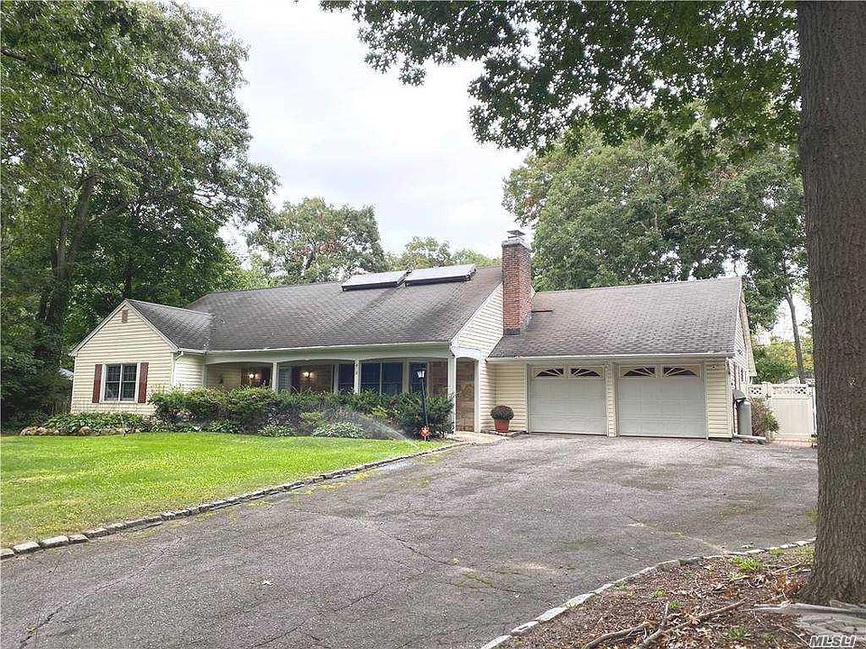 1st image of 15 Balfour Ln
