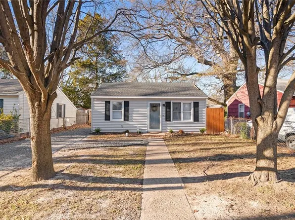 1913 Long Green Ln, Hampton, VA 23663