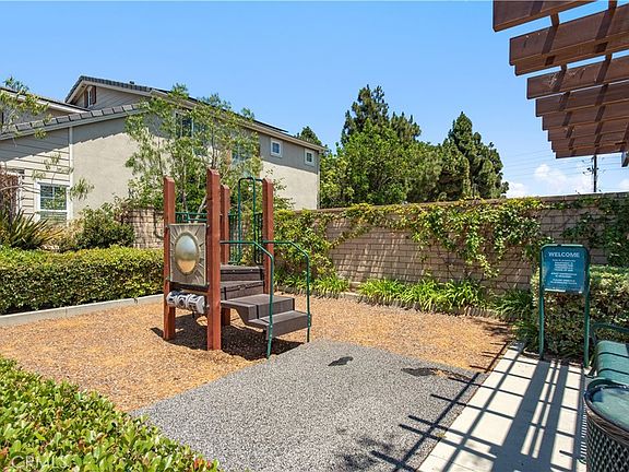 3rd image of 333 Gulf Stream Way