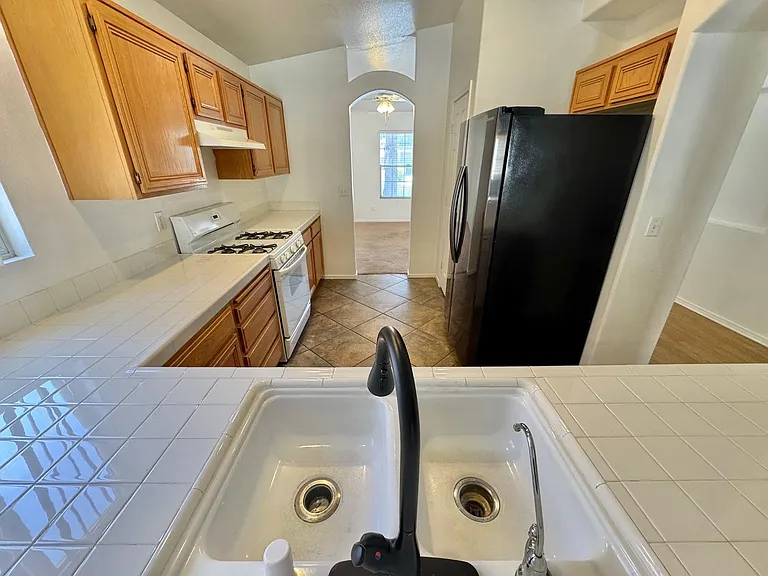 1396 Dragon Rock Dr — Photo 4
