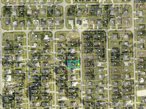 1025 Acroft Ave, Lehigh Acres, FL 33971