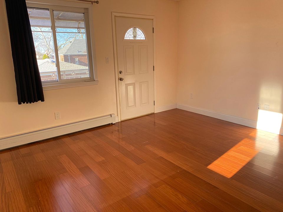 1st image of 18951 44th Ave Floor 2