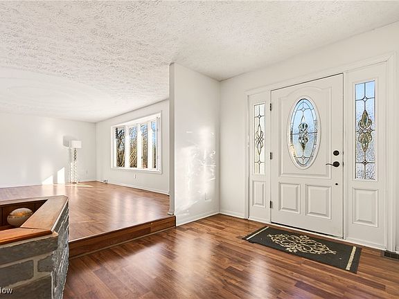 5th image of 4617 Yale Ave NW