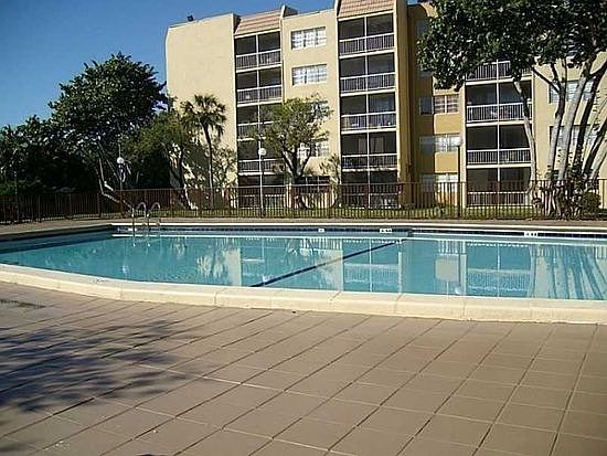 1st image of 6940 Miami Gardens Dr #1-425