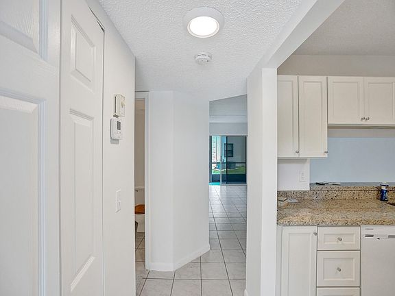 3rd image of 5571 Lakeside Drive #101