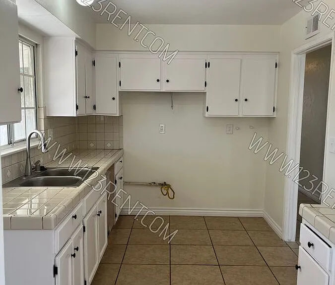38508 Sumac Ave — Photo 6