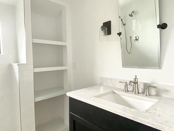 5th image of 33 Brimmer St #1