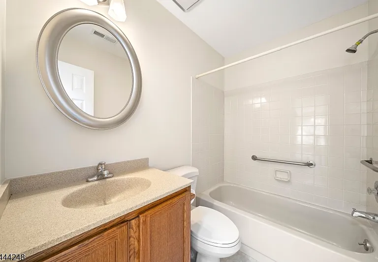 123 Harrow Dr — Photo 17