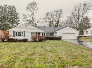 103 Washington Rd, Pittsford, NY 14534