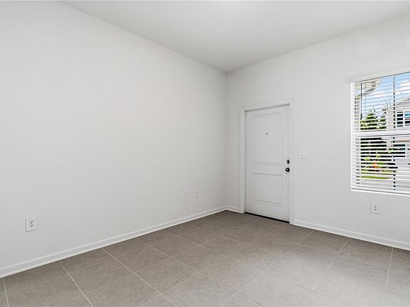 3rd image of 3092 Chromatic St