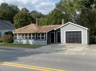 21 Grove St, Waterville, ME 04901