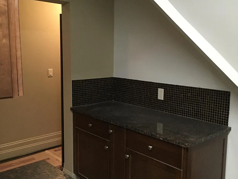 615 W Ferry St #6 — Photo 9